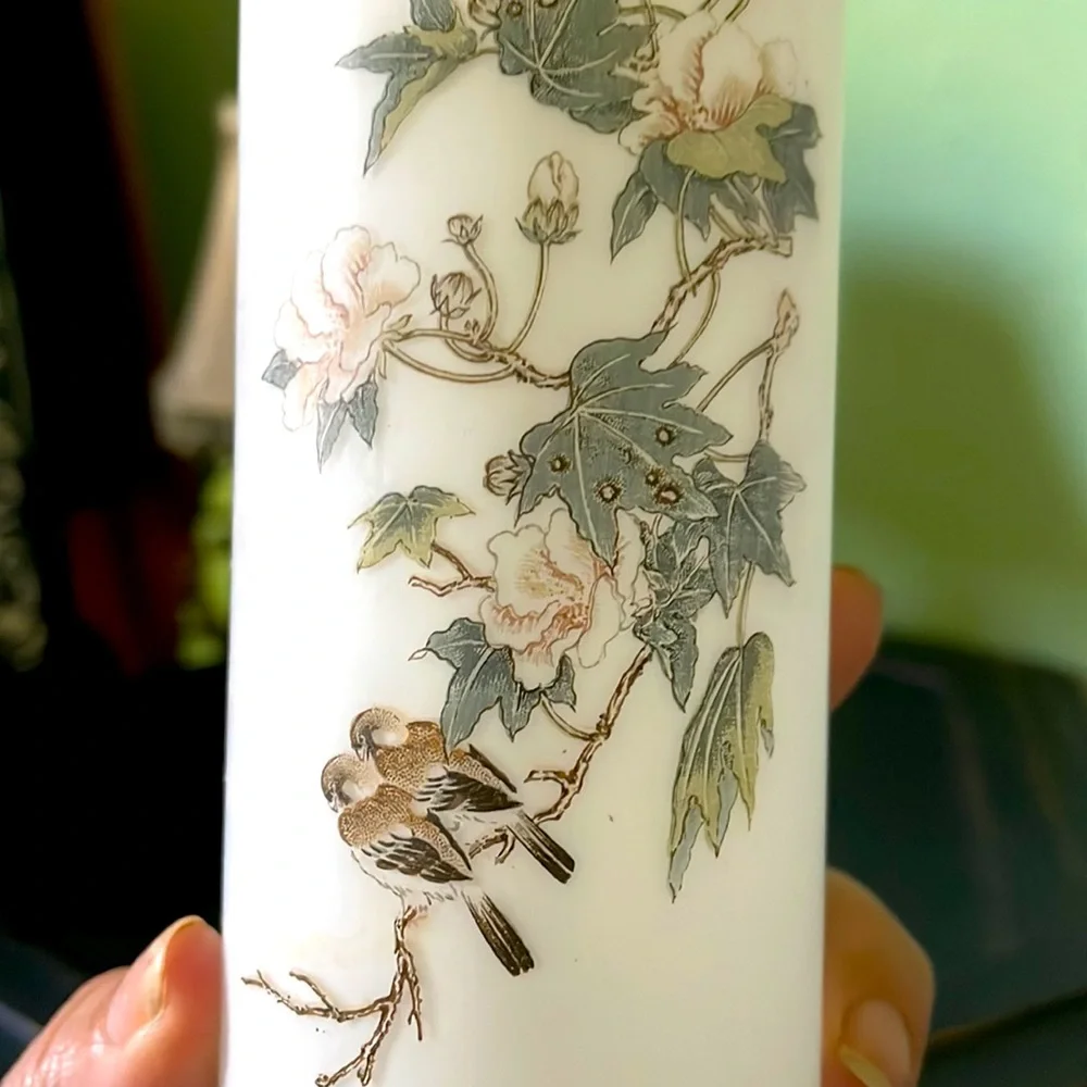 Beautiful‎ Vintage Japan gold rim floral/bird satin frosted signed vase